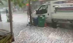 Kozluk dolu yağışı sonrası beyaza büründü