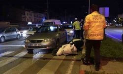 Tavşanlı’da motosiklet kırmızı ışıkta bekleyen otomobillere çarptı