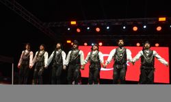 Ayvalık'ta 10. Uluslararası Halk Oyunları Festivali başladı