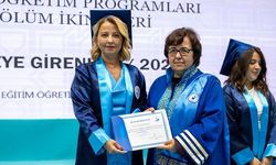 Üniversite hayalini 51 yaşında 2.’likle tamamladı: Tarih öğretmeni olacak