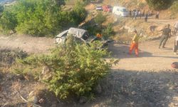 Adana Pozantı'da feci kazada otomobil uçuruma yuvarlandı: Ölü ve çok sayıda yaralı var