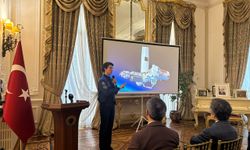 Astronot Tuva Cihangir Atasever, Londra'da Türkiye'nin uzay çalışmaları hakkında konuştu