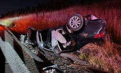 Çerkezköy'de devrilen otomobildeki 3 kişi yaralandı