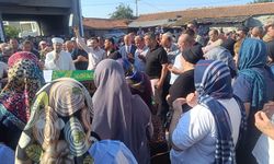 Edirne Keşan'da feci trafik kazasında ölen astsubay ile eşinin cenazesi Balıkesir'de defnedildi