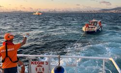 Heybeliada açıklarında sürüklenen tekne kurtarıldı