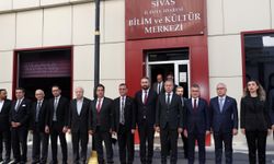 Sivas olaylarında hayatını kaybedenler anıldı: Alevi-Sünni diye bir ayrımımız yok