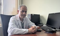 Uzmanından kontakt lensle yüzmek "enfeksiyon riskini artırıyor" uyarısı