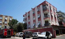 Antalya’da apartman dairesinde yangın korkuttu