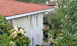 Muğla'da feci kaza: Marmaris’te otomobil evin bahçesine uçtu ölü ve yaralı var