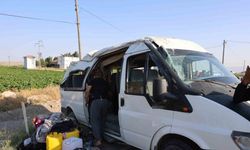 Nevşehir’de tarım işçilerini taşıyan minibüs takla attı