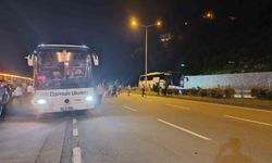 Rize Derepazarı'nda yolcu otobüsü kaza yaptı