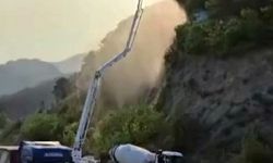 Yangına sıra dışı müdahale: Beton mikseri ve TOMA ile alevlere karşı mücadele