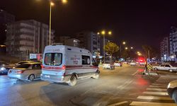 Kahramanmaraş'ta feci kazada polis aracı ile otomobil çarpıştı: 2'si polis 5 yaralı
