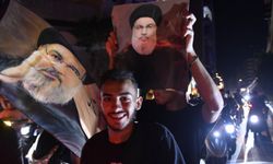 Lübnan'da Hizbullah destekçileri hükümetin silahların toplanması kararını protesto etti