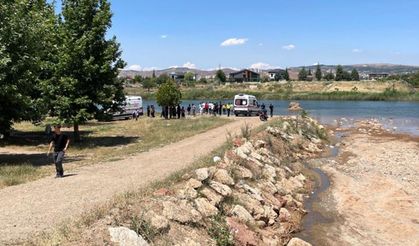 Kızılırmak Nehri'ne giren 3 çocuk kayboldu