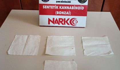 Tokat’ta kağıt mendile emdirilmiş uyuşturucu operasyonu