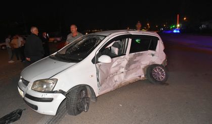 Kırıkkale'de iki otomobil çarpıştı