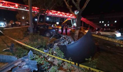 16 yaşındaki sürücü otomobil ile makas atarken ağaca çarptı
