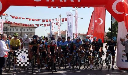 100. Yıl Cumhuriyet Bisiklet Turu Sivas'ta başladı