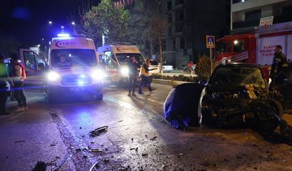 Elazığ’da Midibüsle Çarpışan Otomobil 5 Kişiyi Yaraladı