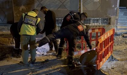 İstanbul Bayrampaşa'da rögarda patlama meydana geldi