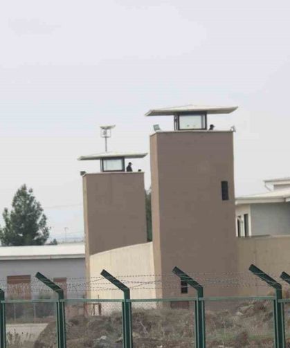 Diyarbakır’da cezaevinde yemek sonrası 115 hükümlü ve personel hastanelik oldu