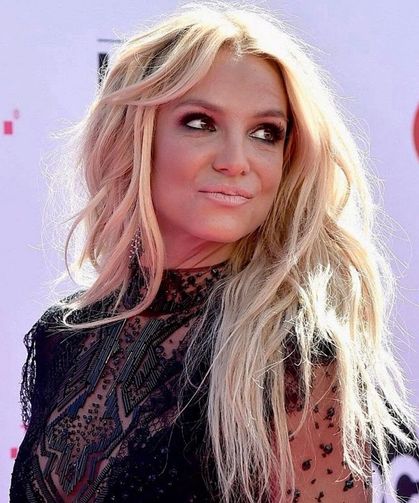 Britney Spears otelde sinir krizi geçirdi!