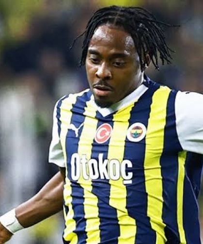 Fenerbahçe'ye iki kötü haber: Osayi Samuel ve İrfan Can Kahveci sakatlandı!