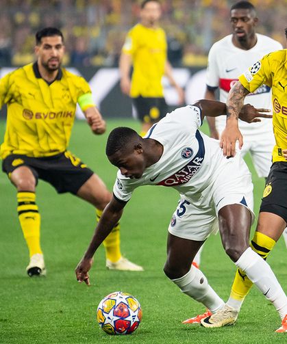 Borussia Dortmund PSG'yi yenip avantajı kaptı