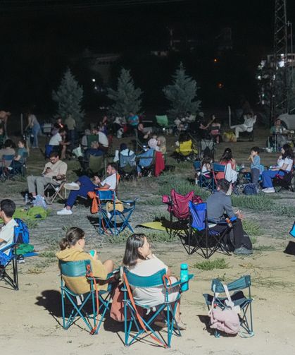 Ankara'da gökyüzü tutkunları, meteor yağmurunu Gökçeyurt Vadisi'ndeki lavanta bahçesinde izledi