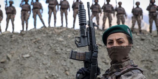 Kadın özel harekatçılar Hakkari'de PKK'nın korkulu rüyası oldu