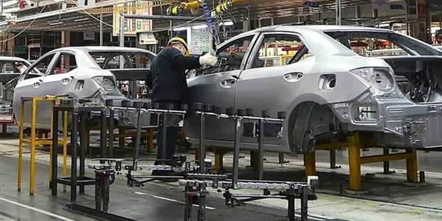 Otomotivde 4 ayda üretim yüzde 28, ihracat yüzde 18 arttı