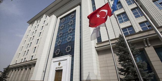 AK Parti İstanbul’un hedefi: Üniversiteliler ve ilk kez oy kullanacak gençler