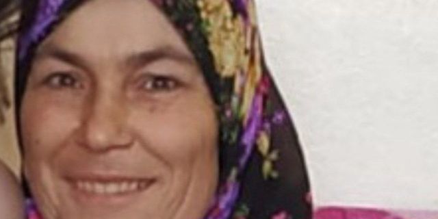 Anne ile kızı traktörün altında kalarak feci şekilde can verdi