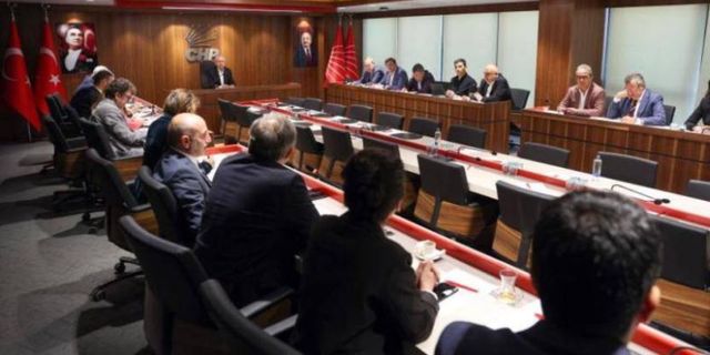 CHP'nin kritik MYK toplantısı bitti:  Kılıçdaroğlu tüm istifalara onay verdi