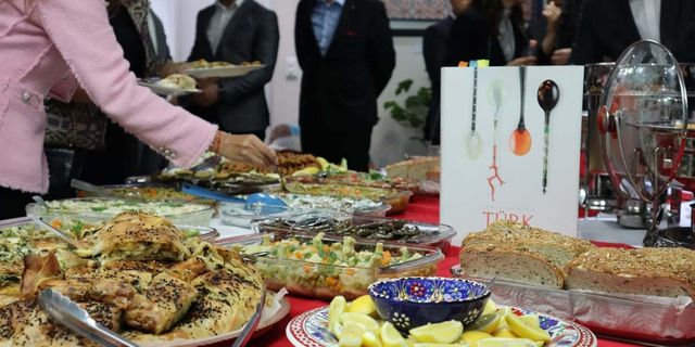 Meksika'da Türk Mutfağının geleneksel lezzetleri tanıtıldı