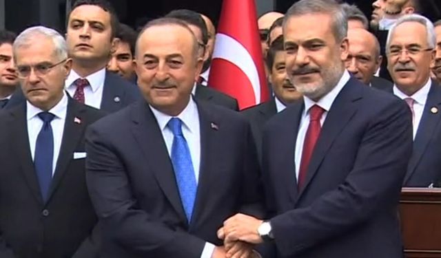 Dışişleri Bakanı Hakan Fidan görevi Çavuşoğlu'ndan devraldı