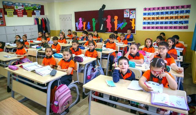 Sivas'ta olumsuz hava koşulları nedeniyle eğitime ara