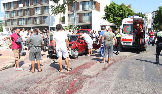 Antalyasporlu Naldo'nun ailesi trafik kazası geçirdi