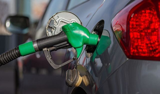 Benzin ve motorin 15 Şubat 2024 güncel fiyatları