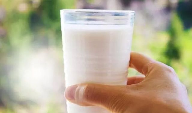 Yatmadan önce süt içmenin 5 faydası