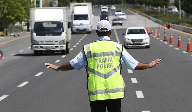 İstanbul'da trafiğe kapatılacak yollar duyuruldu