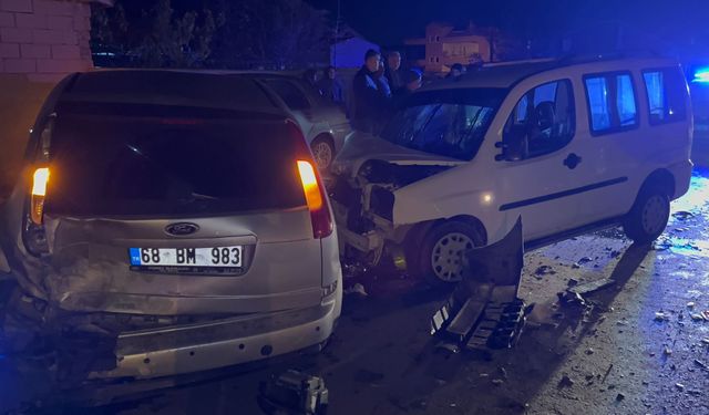 Park halindeki otomobile çarpan sürücü 2,76 promil alkollü çıktı