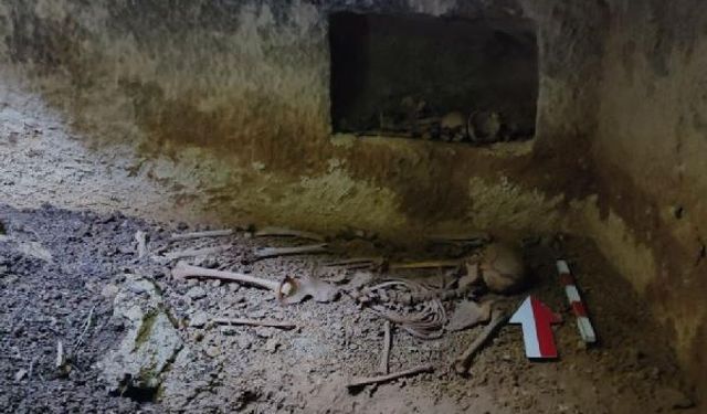 Gaziantep'te evin çöken bahçesinde Roma mezarı çıktı