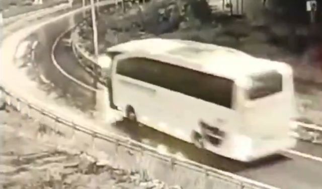 Mersin'deki otobüs kazasının görüntüleri ortaya çıktı-İzle