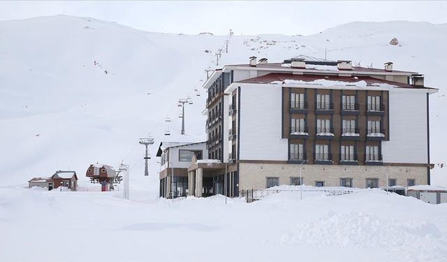 Hakkari’de kayakçıları sevindirecek haber:  dört yıldızlı bir tesis hizmete girdi