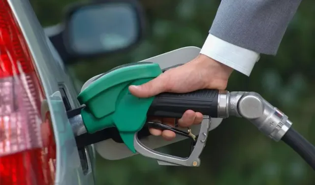 Benzin ve motorin 17 Şubat 2024 güncel fiyatları