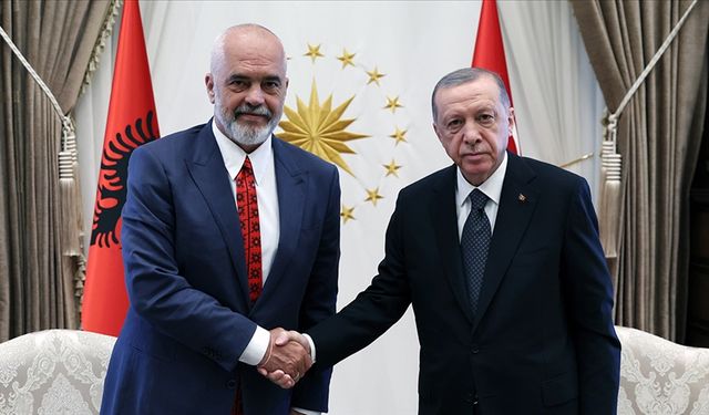 Arnavutluk Başbakanı Rama, Türkiye'ye resmi ziyarette bulunacak