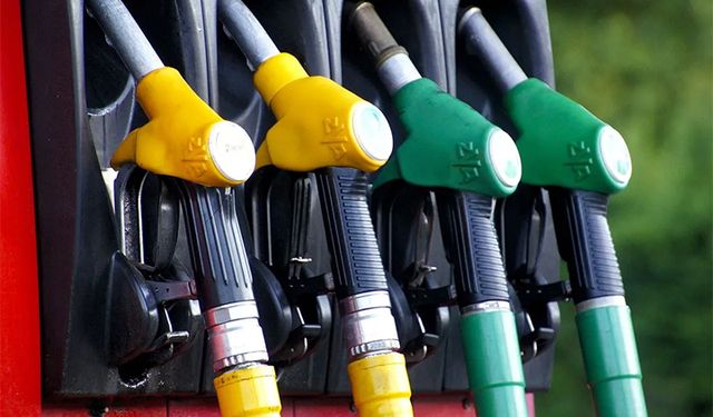 Benzin ve motorin 18 Nisan 2024 güncel fiyatları