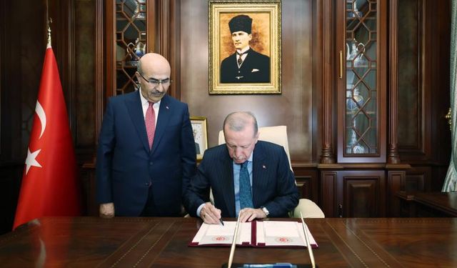Cumhurbaşkanı Erdoğan Bursa Valiliği'ni ziyaret etti